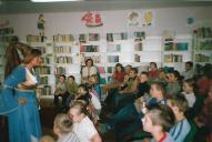 12.09.2005 r. - Wioletta Piasecka na spotkaniu z uczniami klas 4 (Zduny)